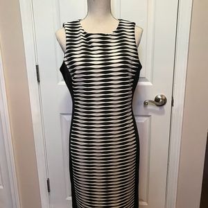 Emma & Michelle black and creme sleeveless dress